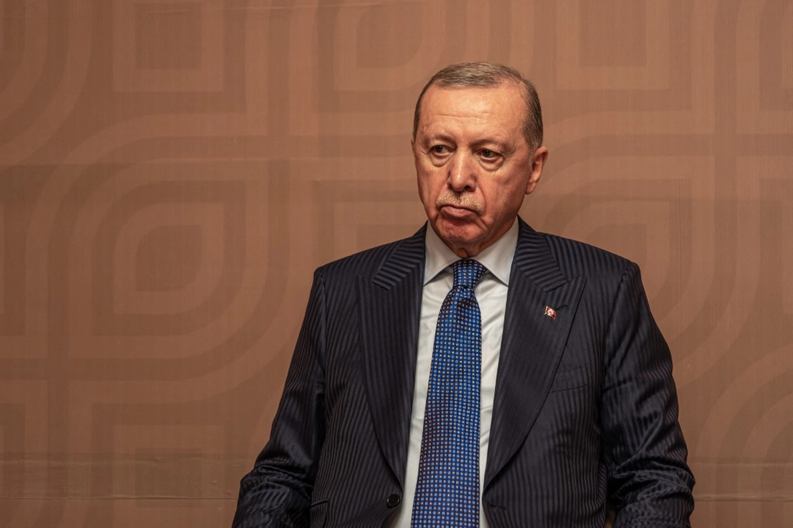 Opposition Fears Erdogan Plans Snap Election to Extend Power