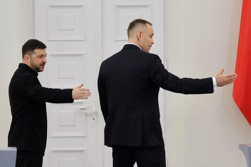Історичний конфлікт між Україною і Польщею грає на руку Росії