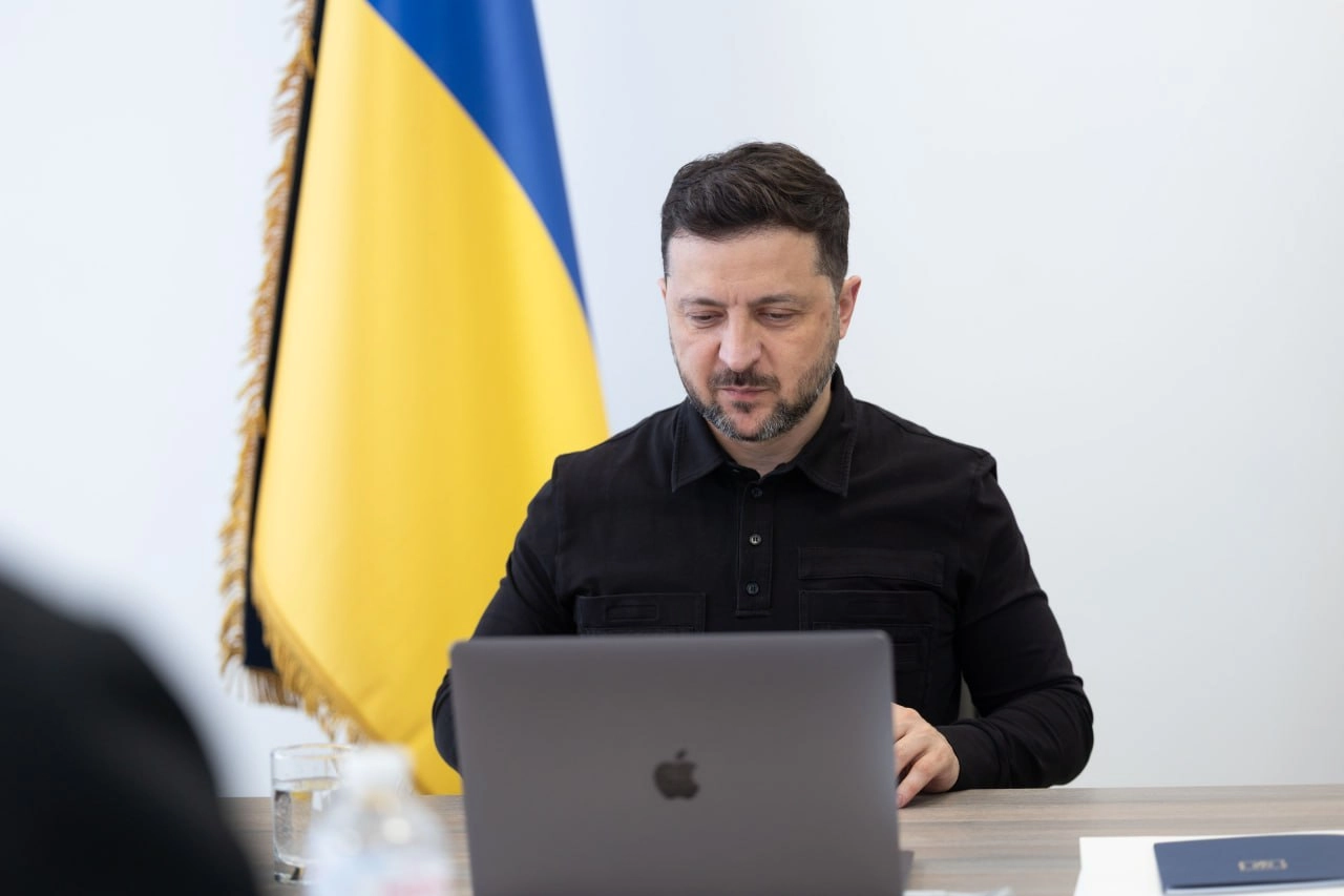 Зеленський доручив Міноборони та дипломатам знайти антибалістику для України