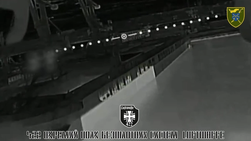 Дрони СБС уразили російський суховантаж у порту Бердянська