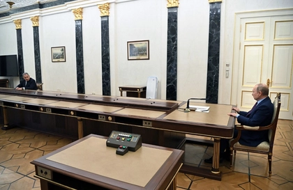 Putin Requires COVID, Flu Tests for Hometown Economic Forum Attendees