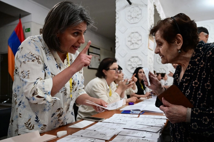 High Voter Turnout Marks Armenia’s Pivotal Election Amid Violations and Arrests