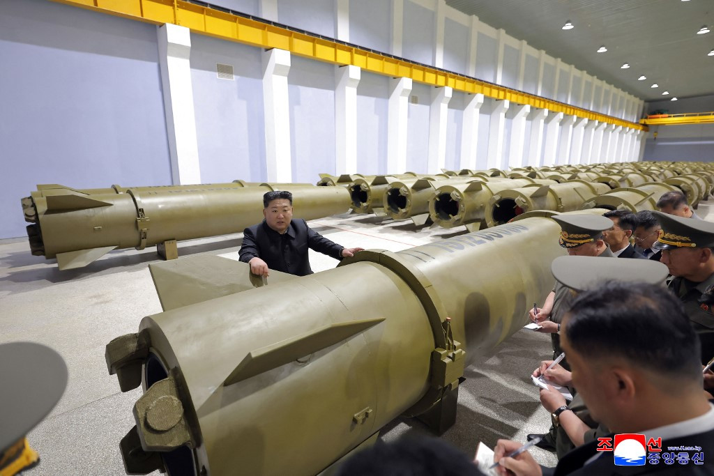Nuclear Ultimatum: Pyongyang Shuns US-China Denuclearization Goals Ahead of Xi Visit