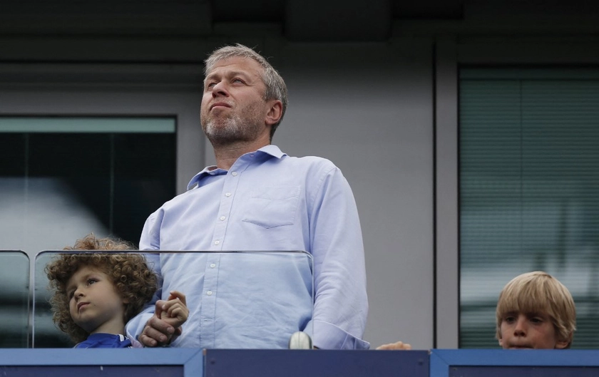 Abramovich Delivered Putin Message on Possible Talks Framework to Kyiv, Zelensky Says