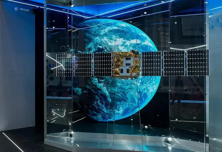 Russia’s Answer to Starlink Loses One of Its First Satellites