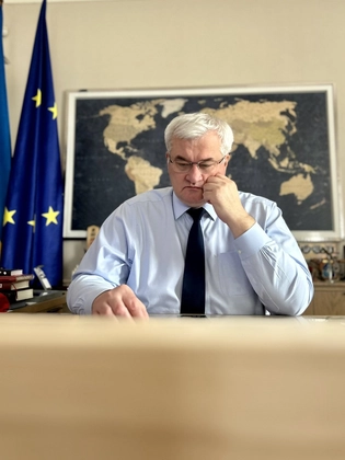 Сибіга обговорив євроінтеграційні реформи та безпеку з очільником МЗС Албанії