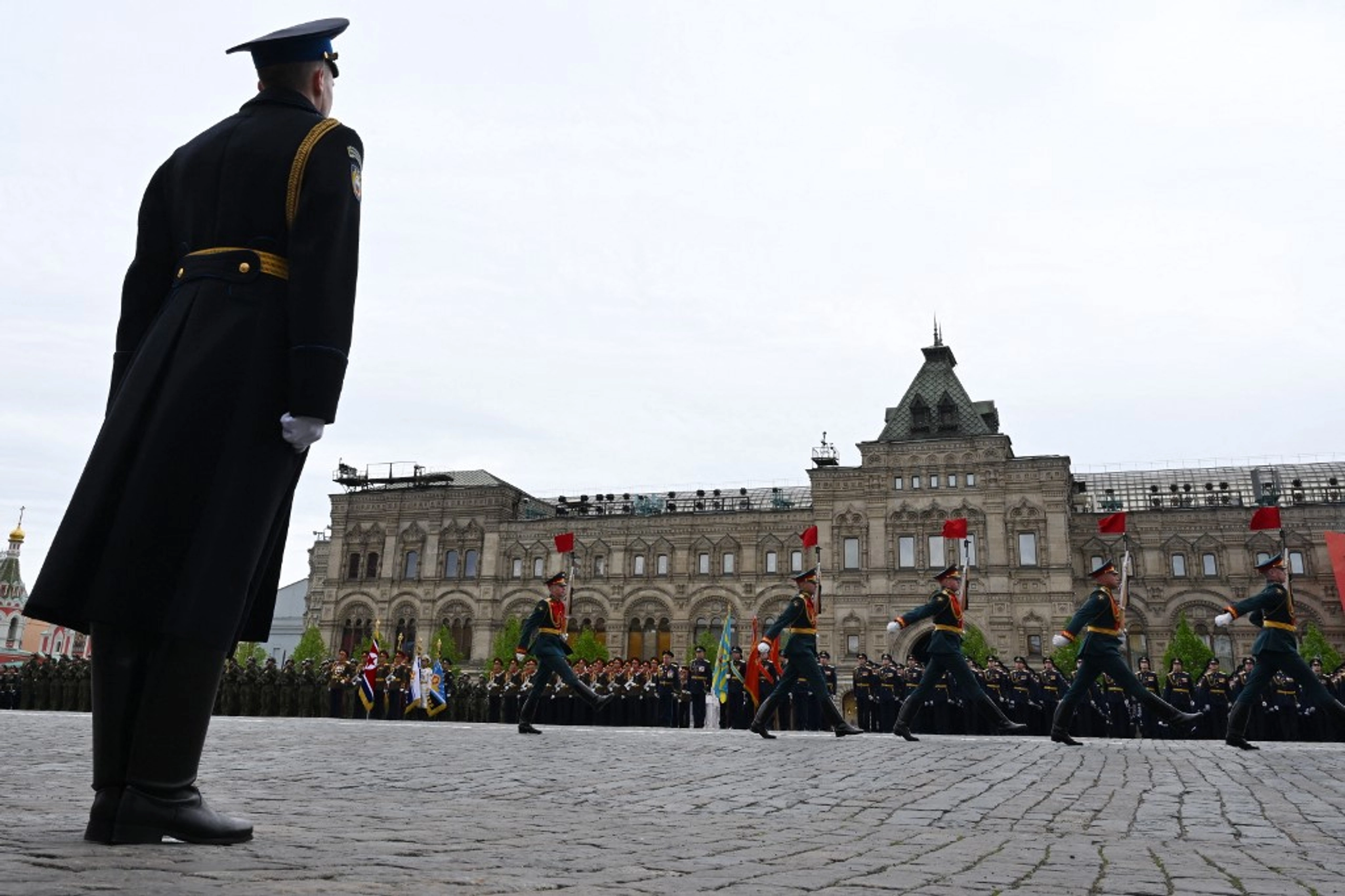 Russian Conscripts Face Pressure to Sign Ukraine War Contracts