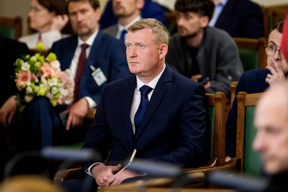 Міністр оборони Латвії прибув до Києва з першим закордонним візитом