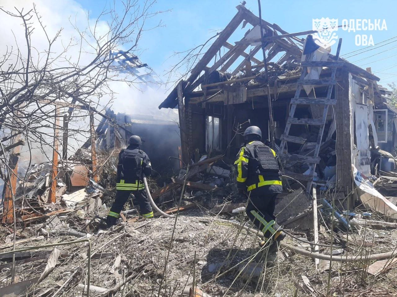 Армія РФ завдала ракетного удару по приватному сектору на Одещині: є поранені