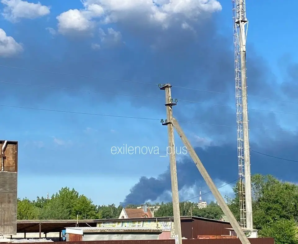 Ukraine Strikes Oil Junction in Volgograd and Levels Enemy Command Posts