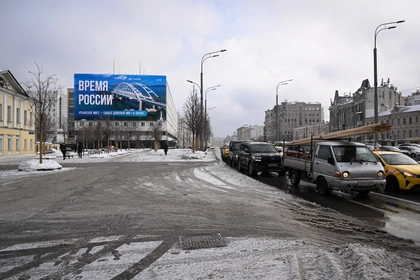 Russia Disguises Fuel Trucks as Milk Tankers to Reach Crimea