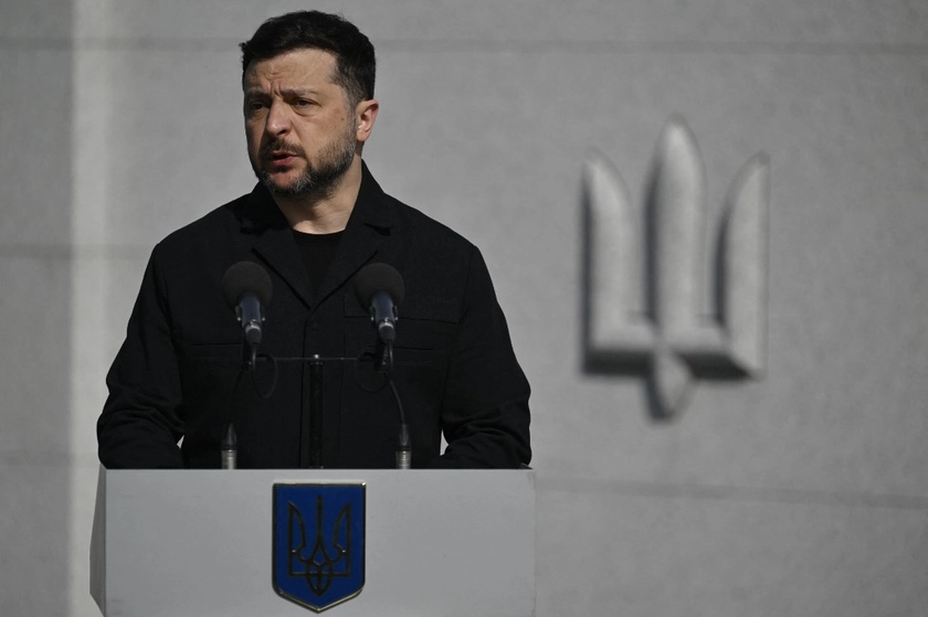 Zelensky Expected to Attend Gdańsk Recovery Summit Despite Historical Row with Poland