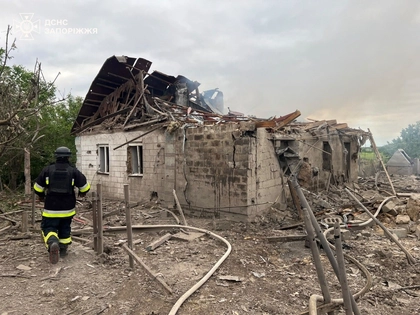 Russia Strikes Civilian Vehicles, Railways, and Homes, Killing One