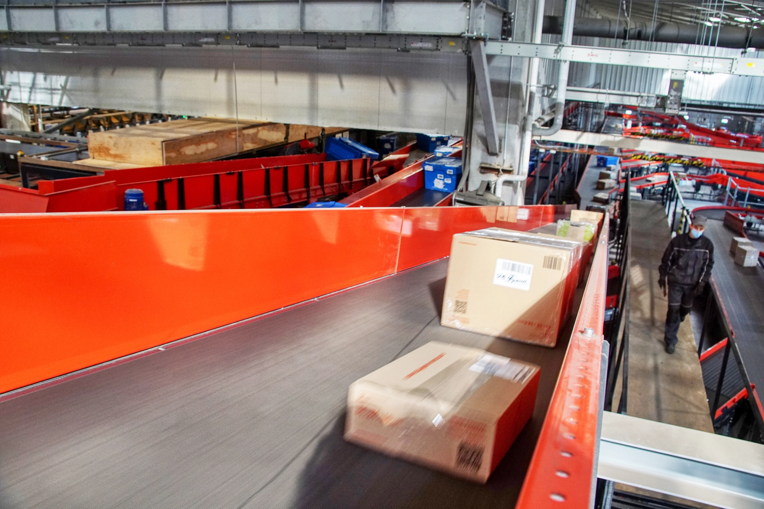 Nova Poshta's Kyiv Innovation Terminal (KIT), which processed up to 50,000 parcels per hour across 24,000 square meters before it was destroyed in a Russian missile strike on June 15. (Photo courtesy of Forbes Ukraine/Yaroslav Debelyi, for Forbes Ukraine)