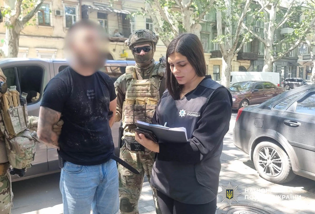 В Одесі затримали офіцера, який вимагав $23 тис. за висновок ВЛК про непридатність