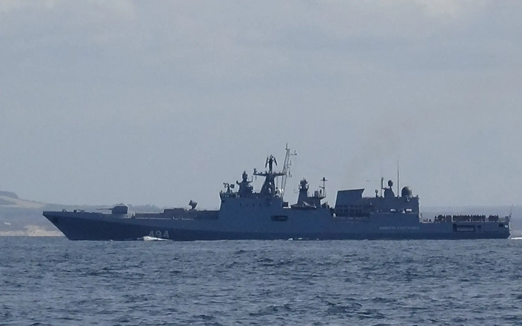 Russian Warship Fires Warning Shots at British Yacht in English Channel