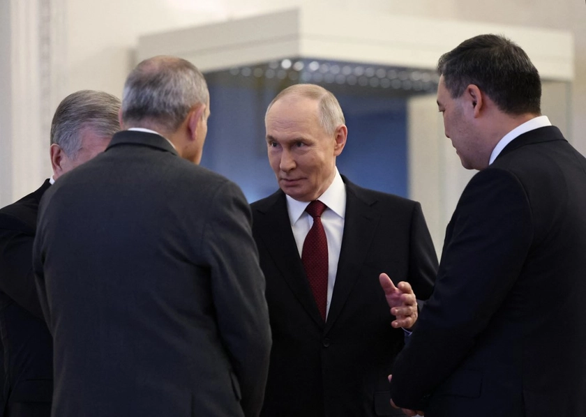 Putin Hosts ASEAN Leaders Amid G7 Pressure on Ukraine War