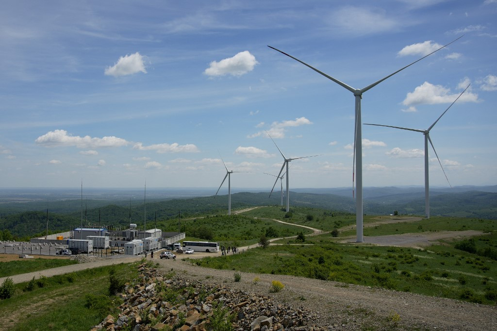 Ukraine Bets on Wind Power to Shield Grid from Russia’s Relentless Energy Strikes
