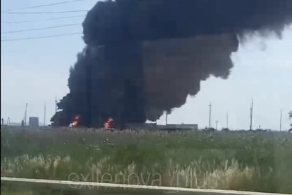 Ukrainian Forces Strike Refineries, Ports, and Air Defense Systems Behind Russian Lines