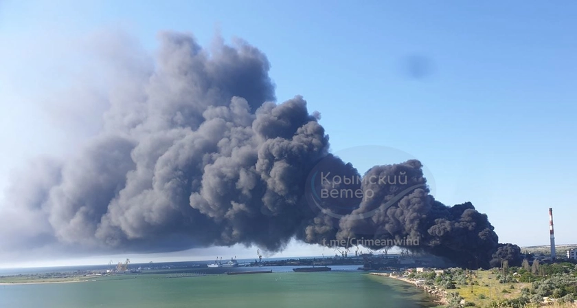 Half of Crimea Left Without Power After Overnight Explosions