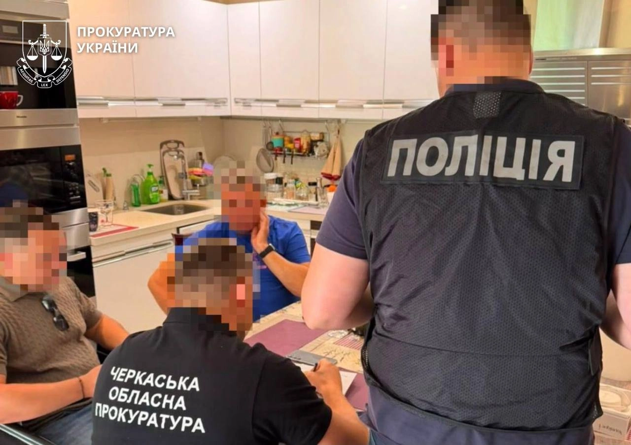 В Україні ексміністра запідозрили у заволодінні понад 5,6 млн держгранту