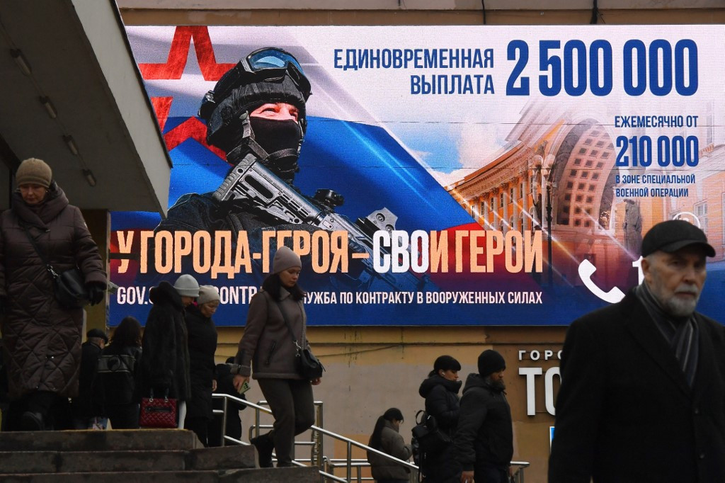 Russian Military Recruitment Falls Across Country