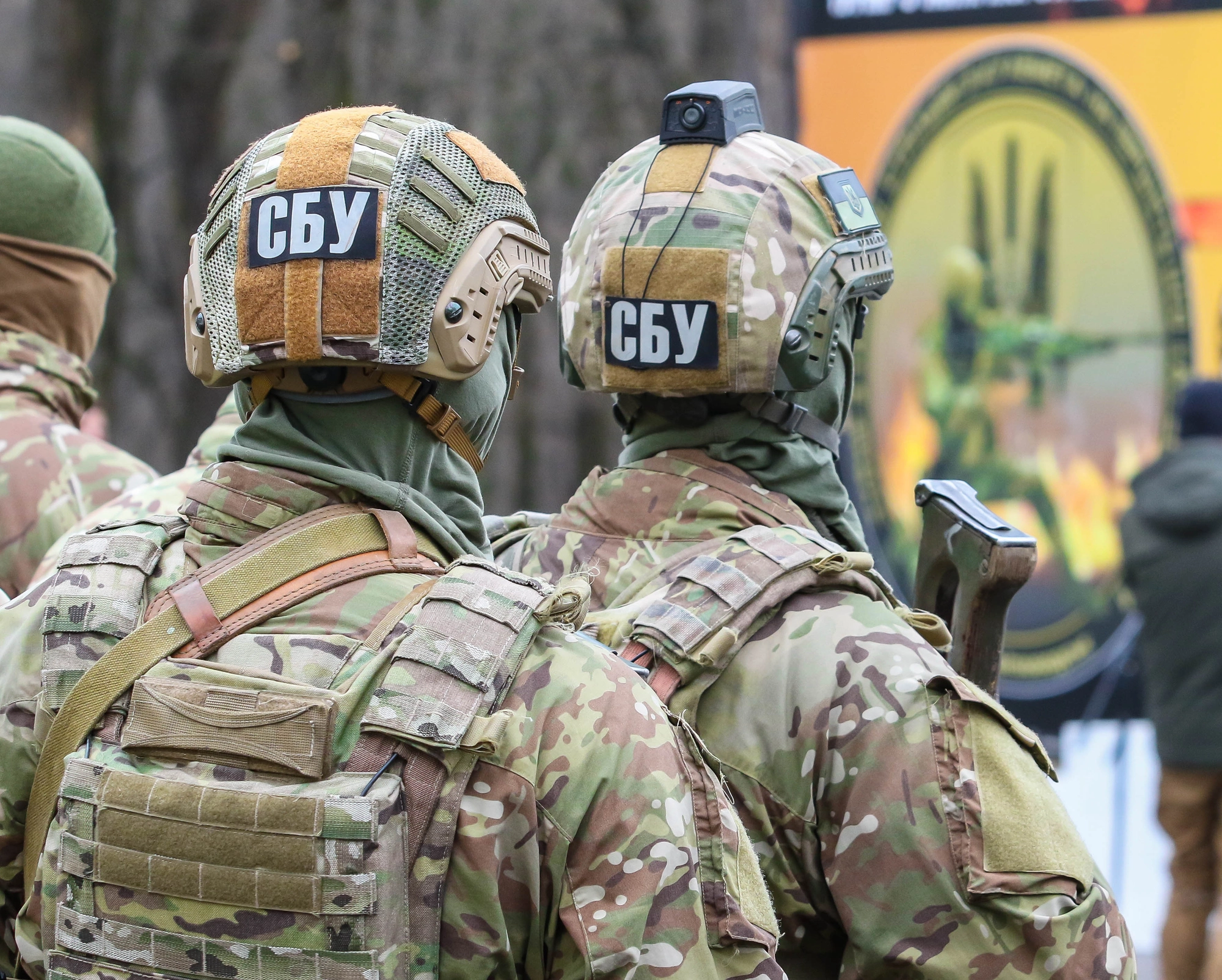СБУ та ФБР викрили схему російських спецслужб зі зламу месенджерів посадовців