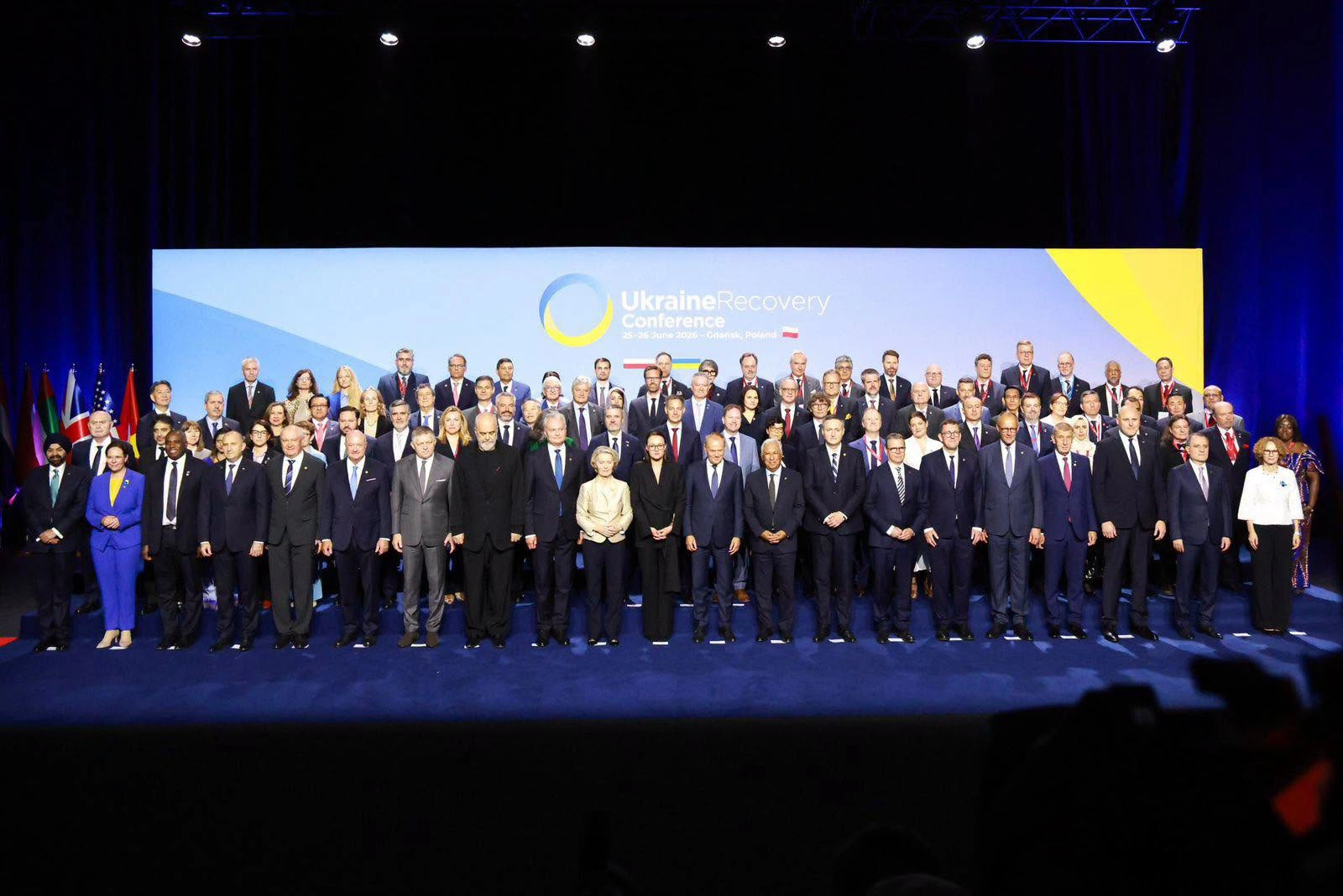 Ukraine Aims to Sign Deals Worth Over €10 bln at Recovery Forum in Poland