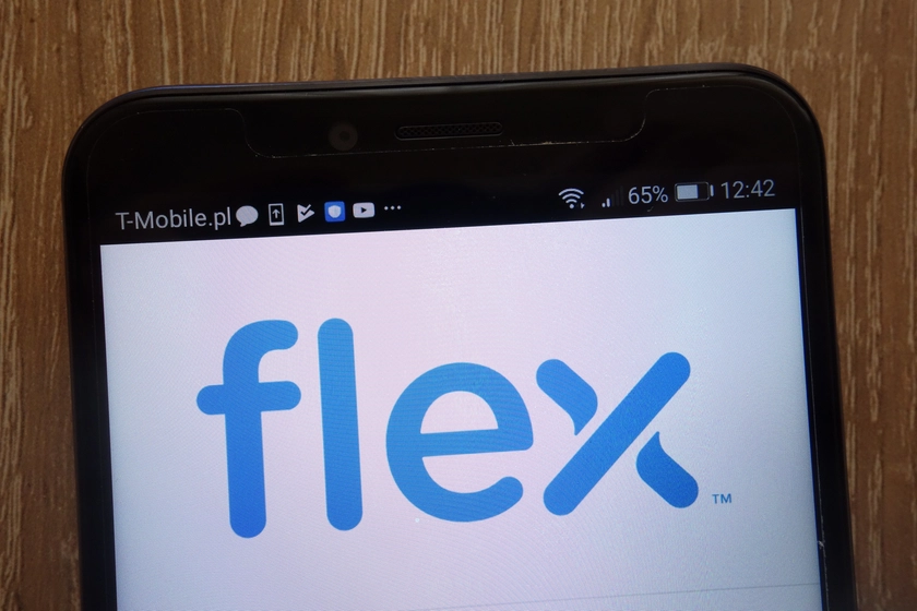 СБУ оголосила про підозру командуванню РФ за ракетний удар по заводу Flex у Мукачеві