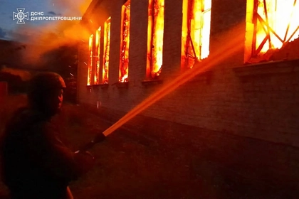 Russian Attacks Target Kyiv, Chernihiv, and Dnipropetrovsk, Injuring 6