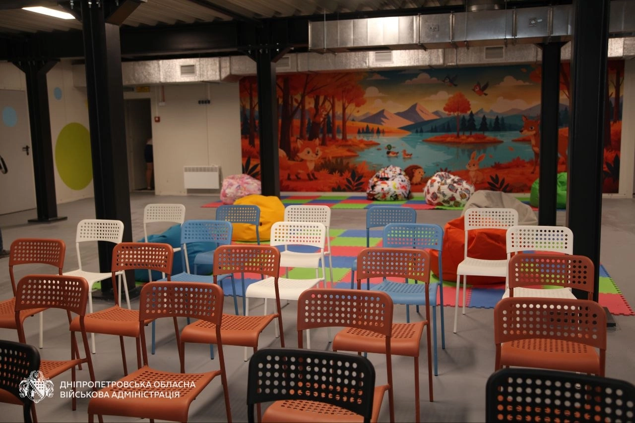 Czech-Funded School Shelter Opens in Frontline Nikopol