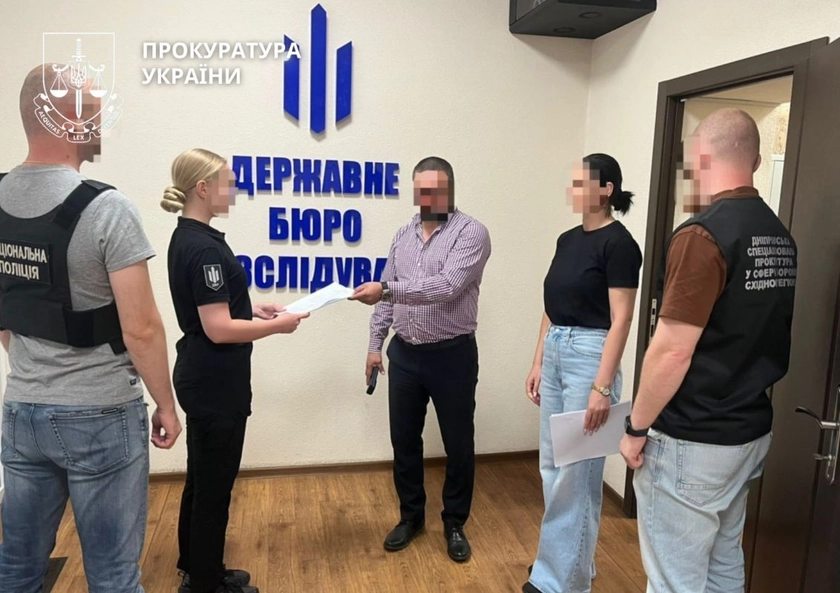 У Дніпрі викрили посадовців міграційної служби, які оформлювали ухилянтів як іноземців