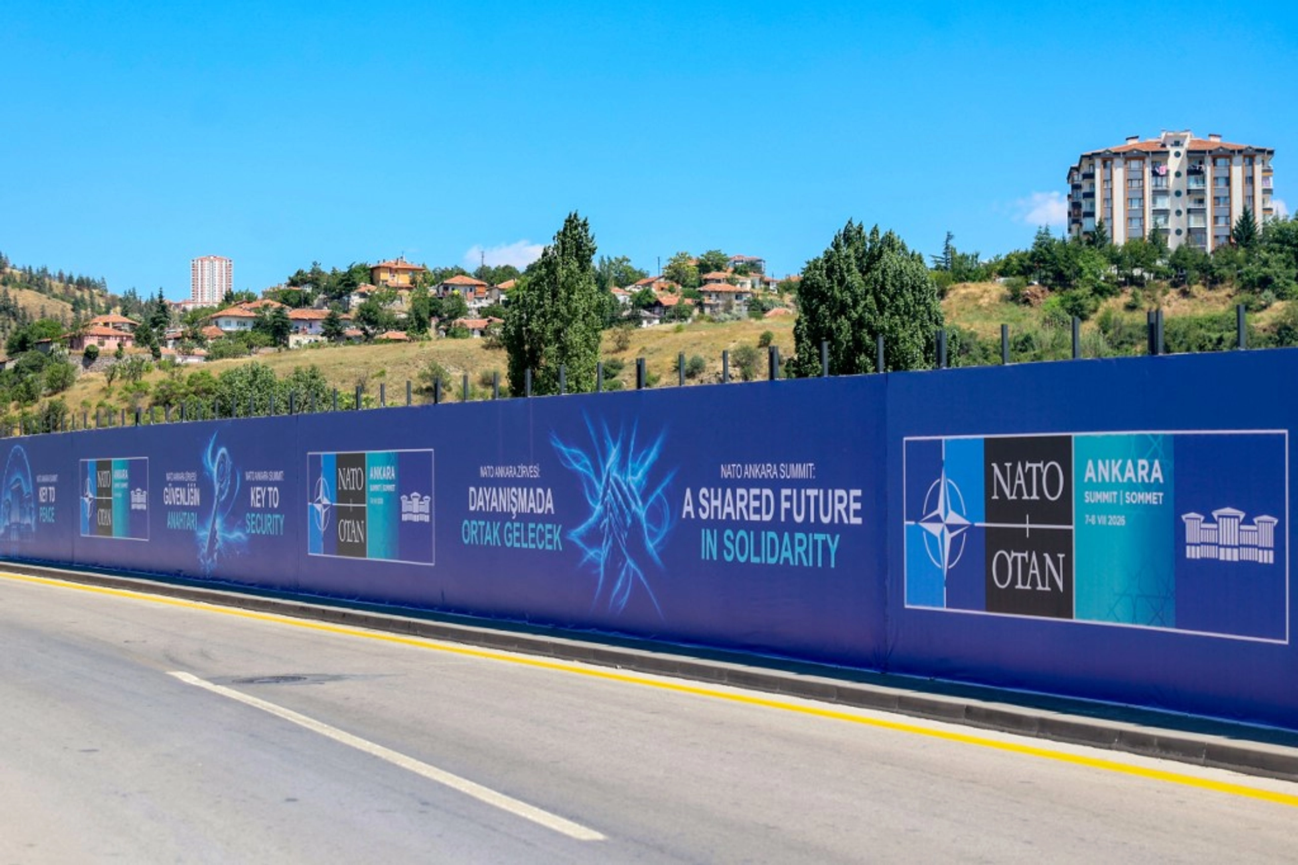 NATO Allies Expected to Pledge €70B in Military Support for Ukraine at Ankara Summit