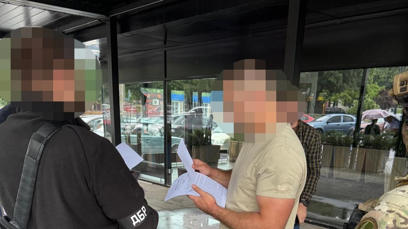 ДБР затримало військового з полку «Скеля» за побиття капелана та підполковника