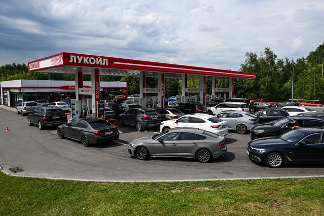 In a Fuel Crisis, Russia Prioritizes Fuel for Terrorizing Civilians