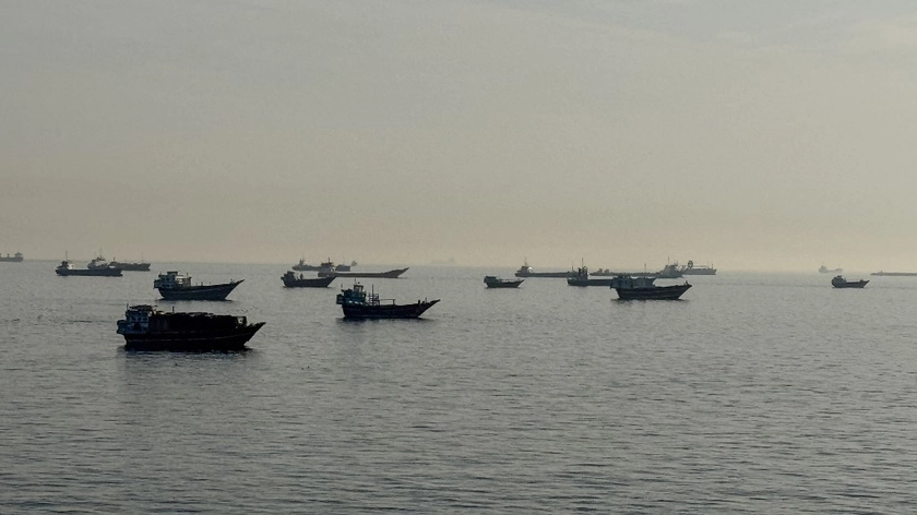 Oman Proposes Two-Corridor Navigation Scheme for Strait of Hormuz