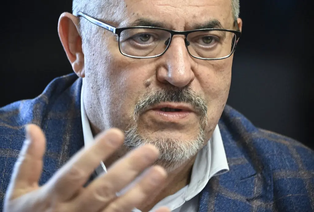 Russian Anti-War Politician Summoned to Court Ahead of Elections