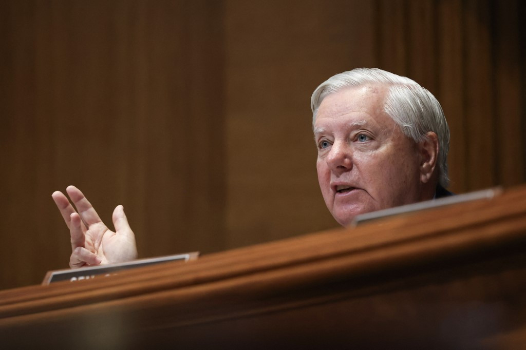 Senate Urged to Pass Russia Sanctions Bill in Graham’s Honor