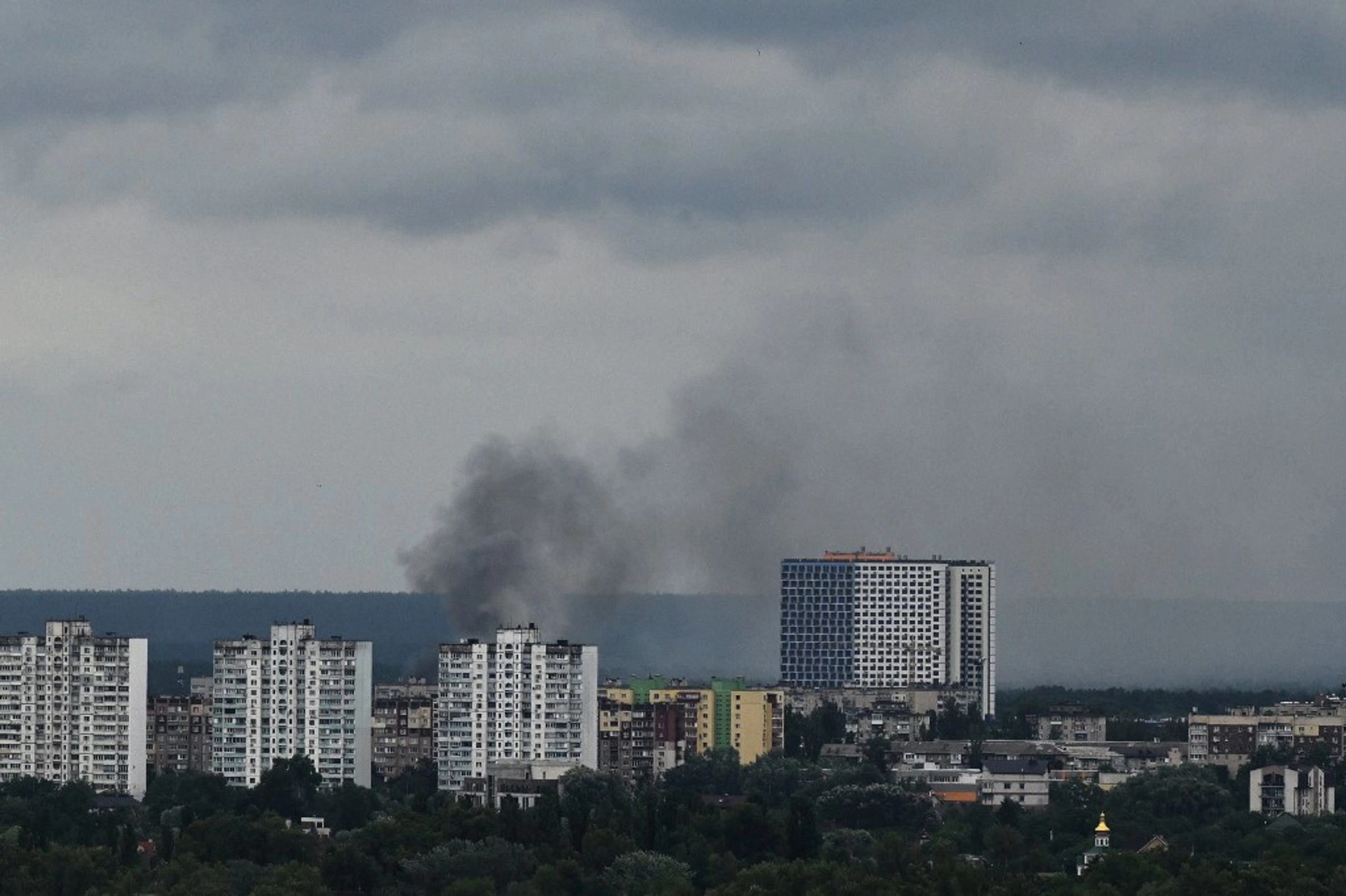 Russian Ballistic Missile Attack on Kyiv Sparks Fires in Two Districts