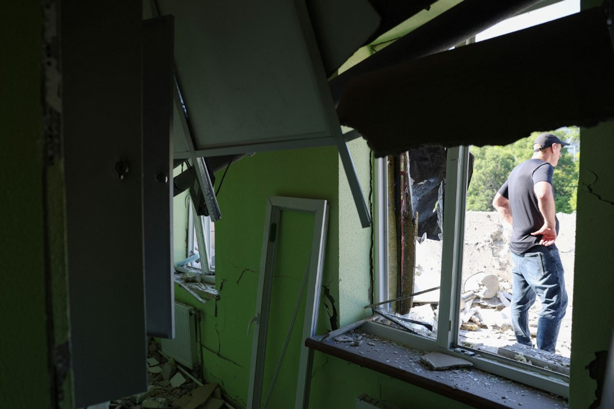 Two Killed, Eight Wounded in Russian Missile Strike on Odesa (Ảnh: Kyiv Post)