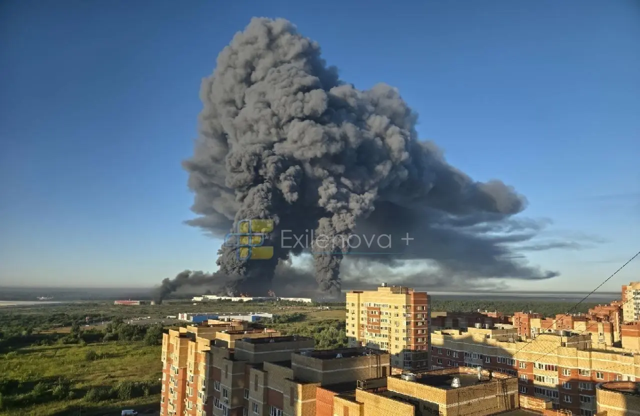 Дрони атакували Підмосков’я та Тамбовську область РФ: загорілися нафтобаза та склади