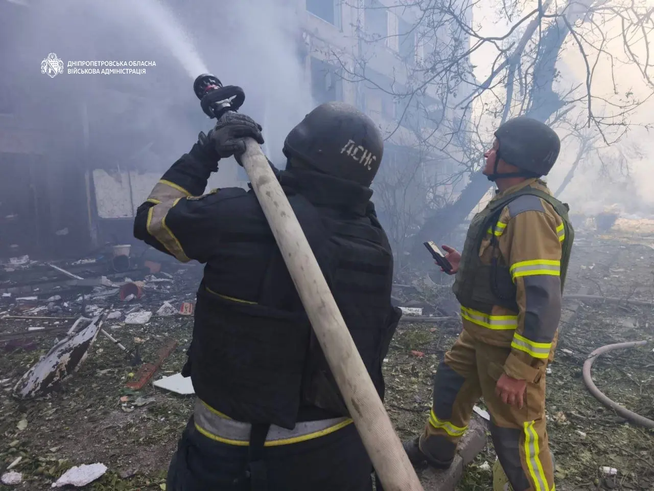 Russian Strikes on Dnipropetrovsk Region Kill 2, Injure 17, Including Children
