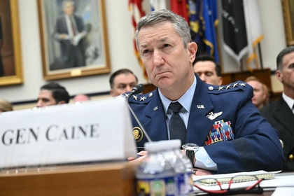 Ukrainian F-16 Shoots Down Russian Su-35 in First Aerial Kill, US General Says