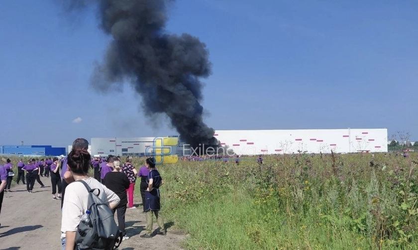 Russian Military Unit Burns in Engels, Drones Strike Yekaterinburg Wildberries Warehouses