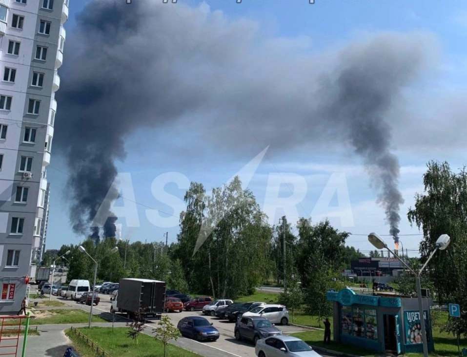 Zelensky Confirms Strikes on Russian Air Defenses, Sanctioned Sea Ships, Deep Logistics