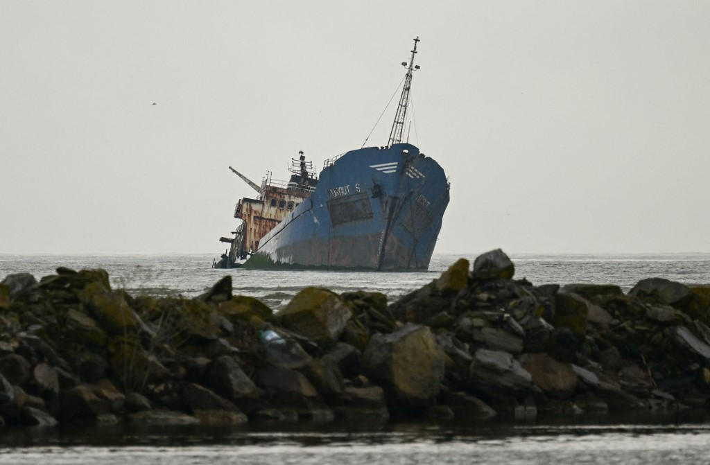 Sheskharis oil terminal in Novorossiysk halts crude loading amid Ukrainian drone threat
