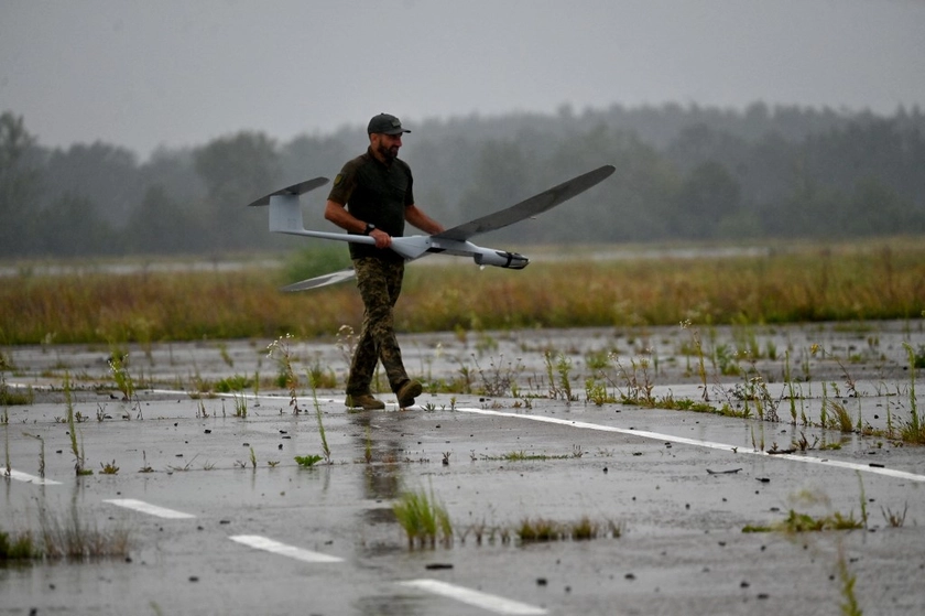 Polish Drone Guides Ukrainian Strike on Russian Ammo Depot