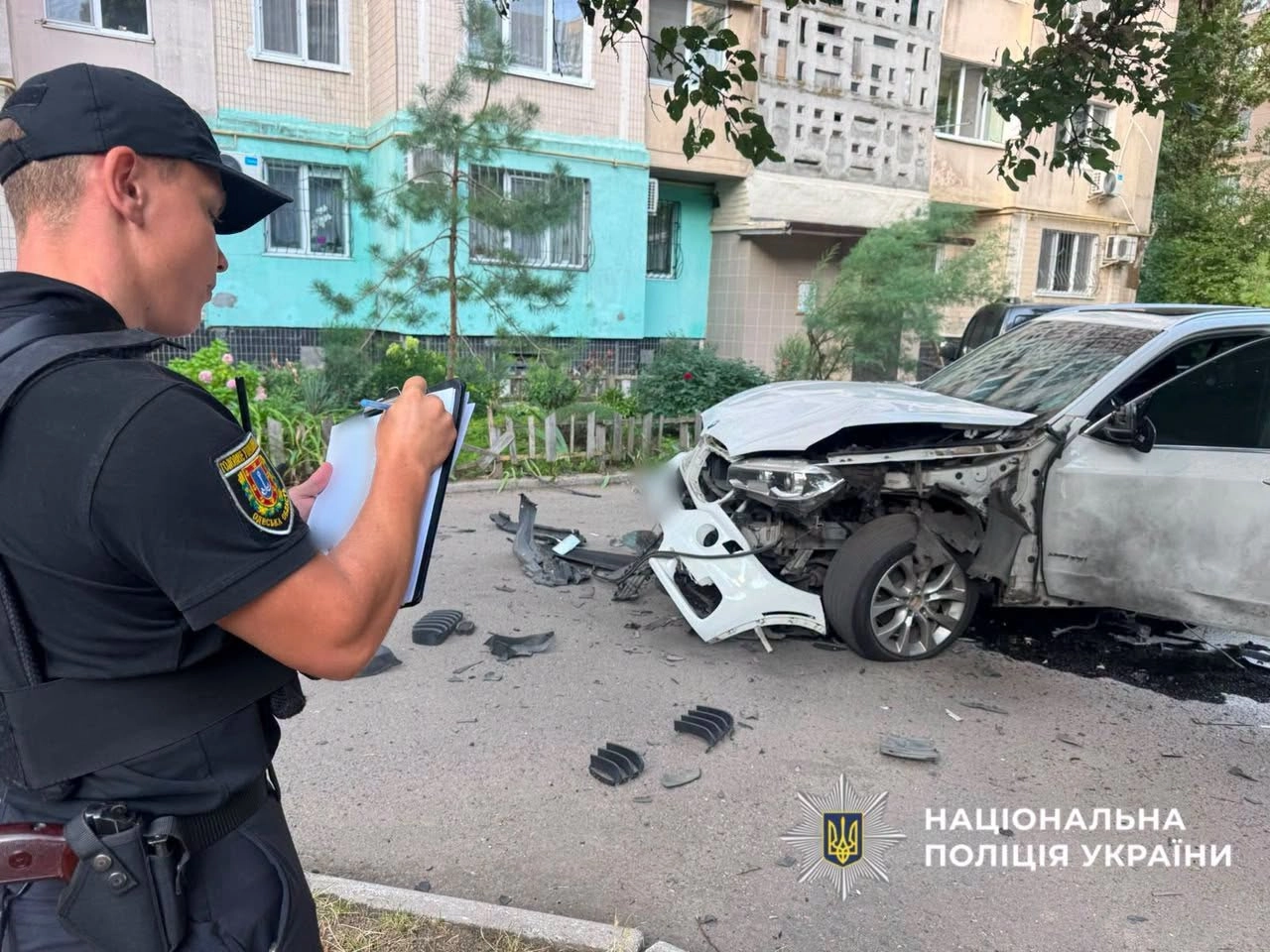 В Одесі вибухнув автомобіль: поранений водій, поліція встановлює причини