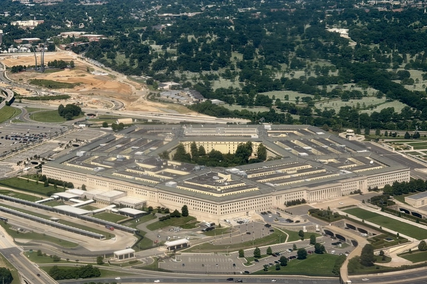 Pentagon to Stretch $400M Ukraine Aid Until Trump Leaves Office