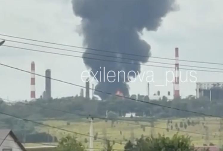 Drone Barrage Hits Ufa Refineries and Crimea Bases